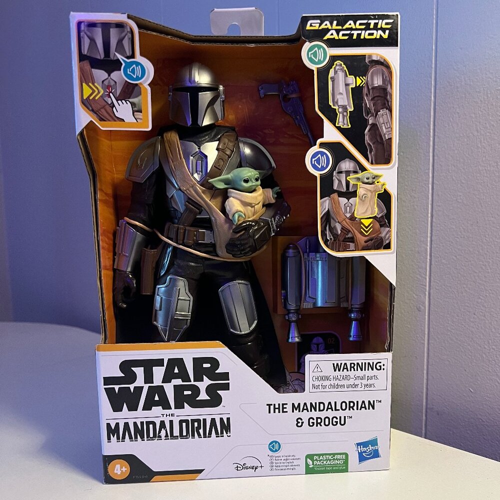 STAR WARS The Mandalorian and Grogu